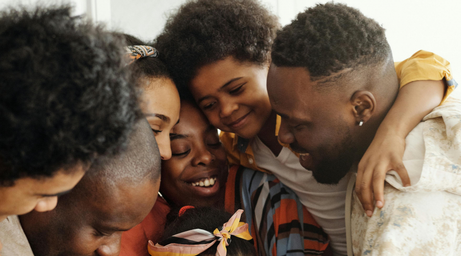 pexels-august-de-richelieu-4262416