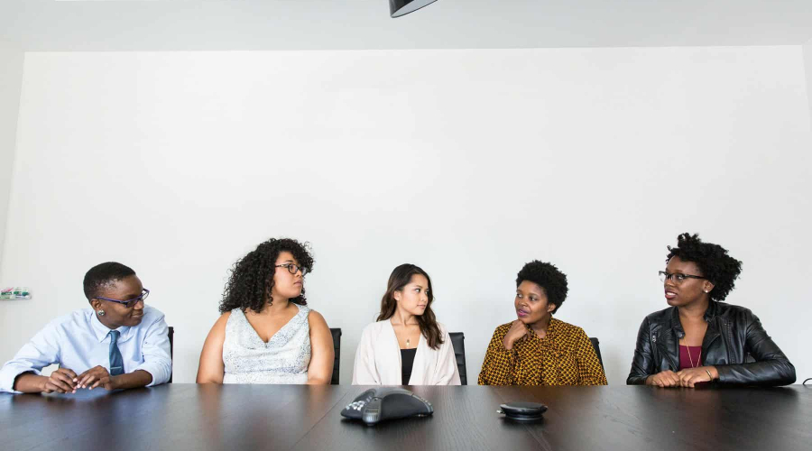 pexels-divinetechygirl-1181738